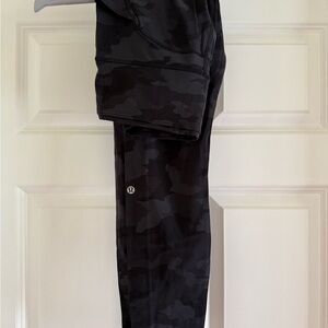lululemon athletica Women’s Dark Camo Joggers